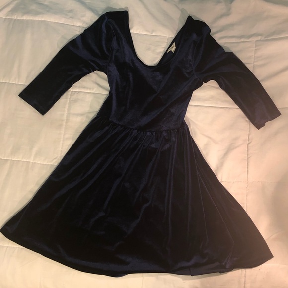Royal Blue Velvet cross back Forever 21 dress L. - Picture 2 of 5